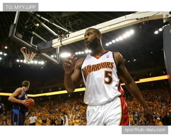 戴维斯揭示篮球成长关键因素：技术精进与心理素养双轨并重