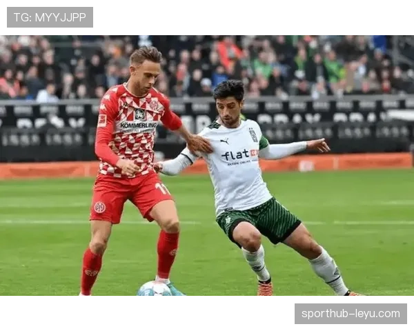 德甲攻防失衡加剧,赛季竞争白热化,各队状态成关键变量 德甲攻防失衡加剧,赛季竞争白热化,各队状态成关键变量