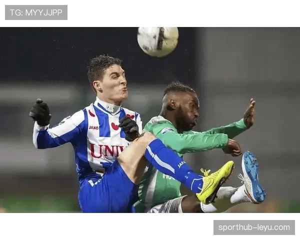 荷甲转会窗开启,各队积极引援状态回暖全力备战新赛季 荷甲转会窗开启,各队积极引援状态回暖全力备战新赛季