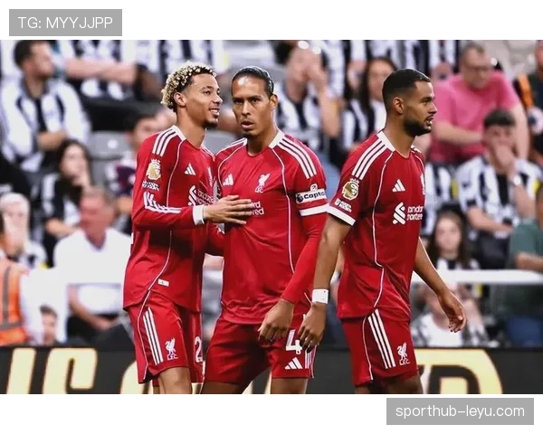 英超争冠白热化,积分胶着战局愈发扑朔迷离 英超争冠白热化,积分胶着战局愈发扑朔迷离