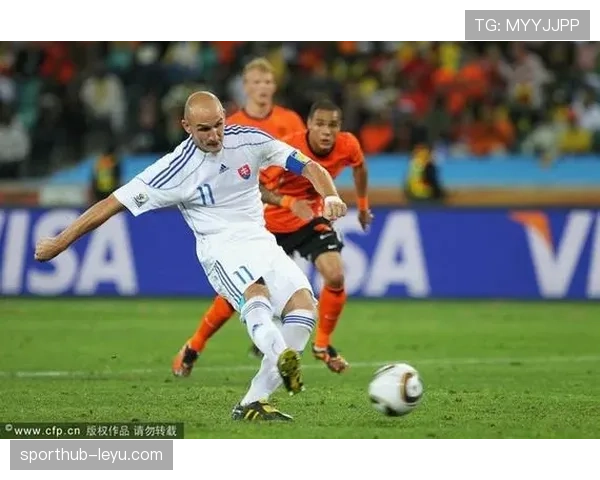 门兴更衣室氛围融洽，全队士气高涨引关注