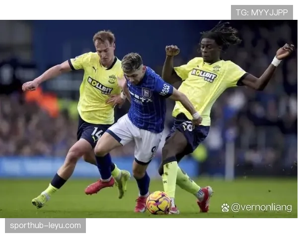 南安普顿新逼抢体系成效显著，球队竞争力稳步提升