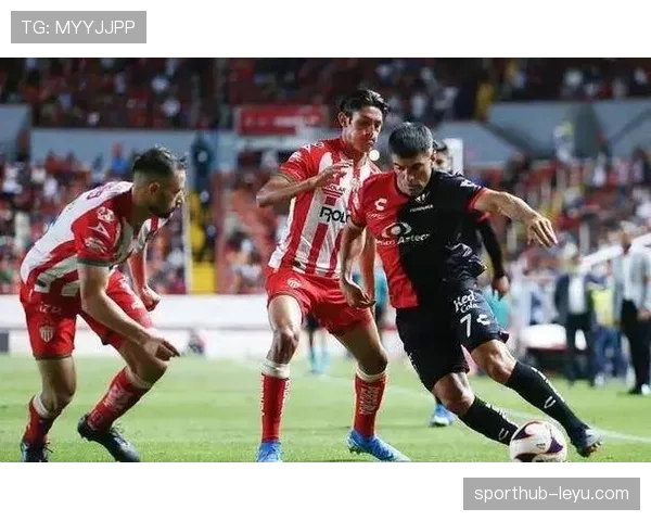 塞维利亚管理层动荡：球队稳定性面临考验，未来走势有待观察